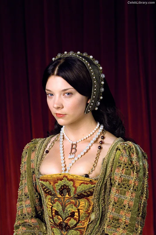 Natalie Dormer photo 5 of 274