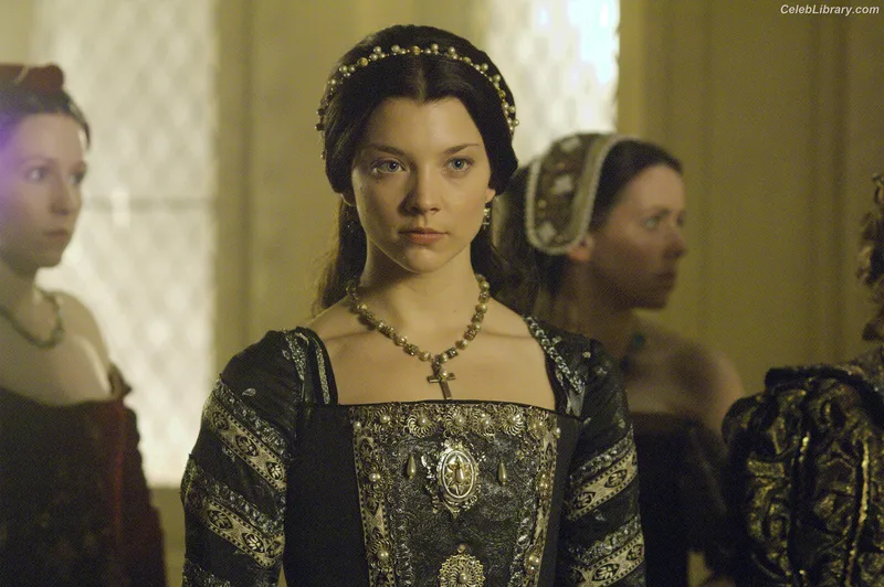 Natalie Dormer photo 13 of 274