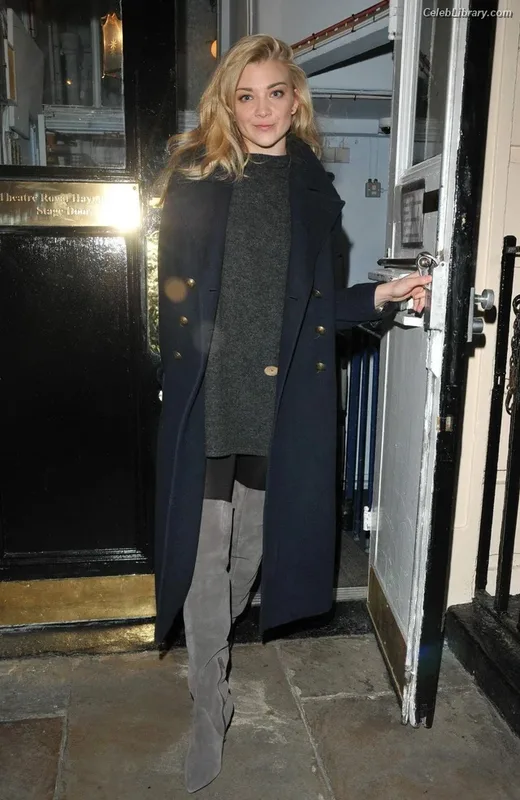 Natalie Dormer photo 16 of 274