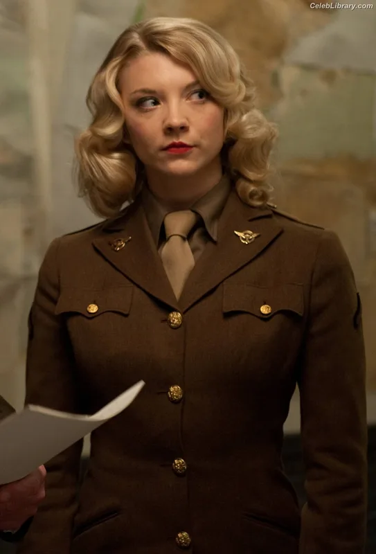 Natalie Dormer photo 14 of 274