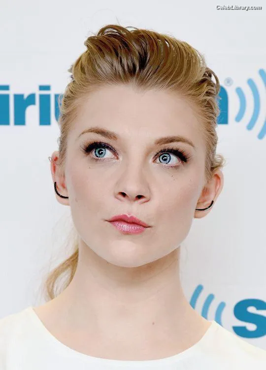 Natalie Dormer photo 22 of 274