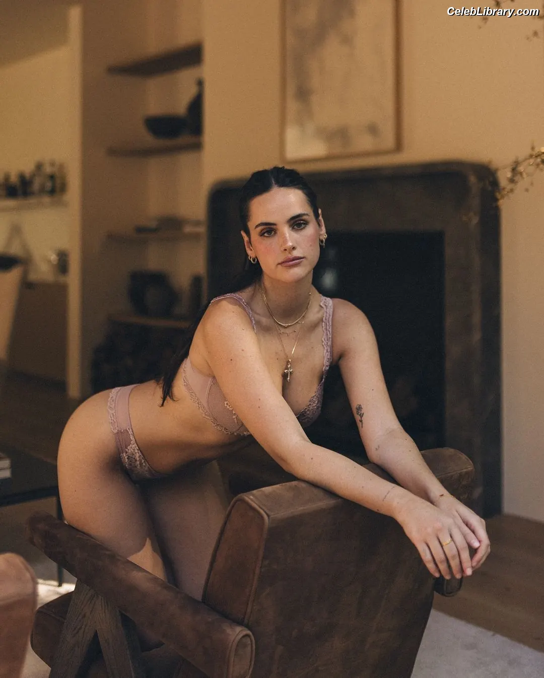 Natalie Joy photo 19 of 27