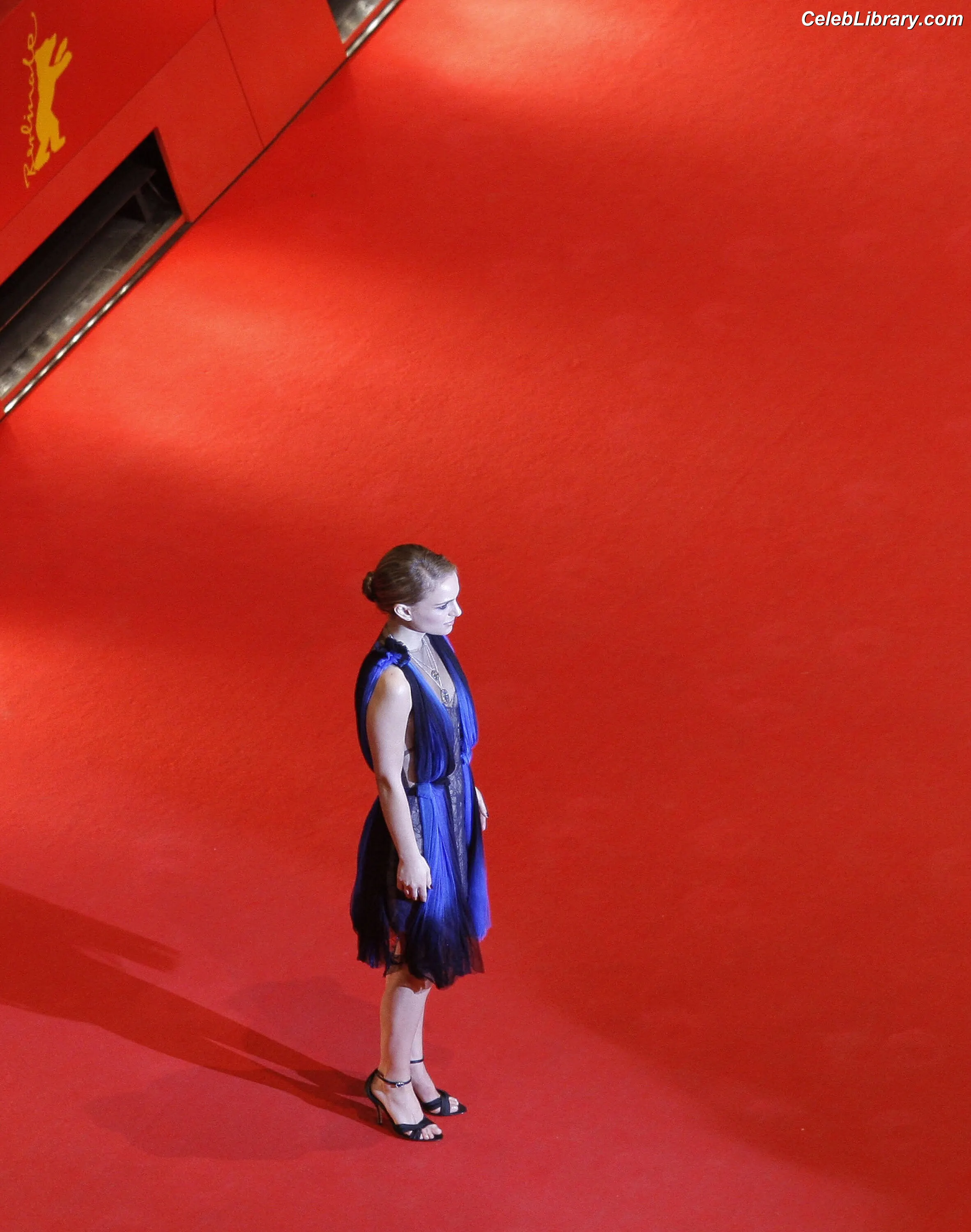 Natalie Portman photo 7 of 1531