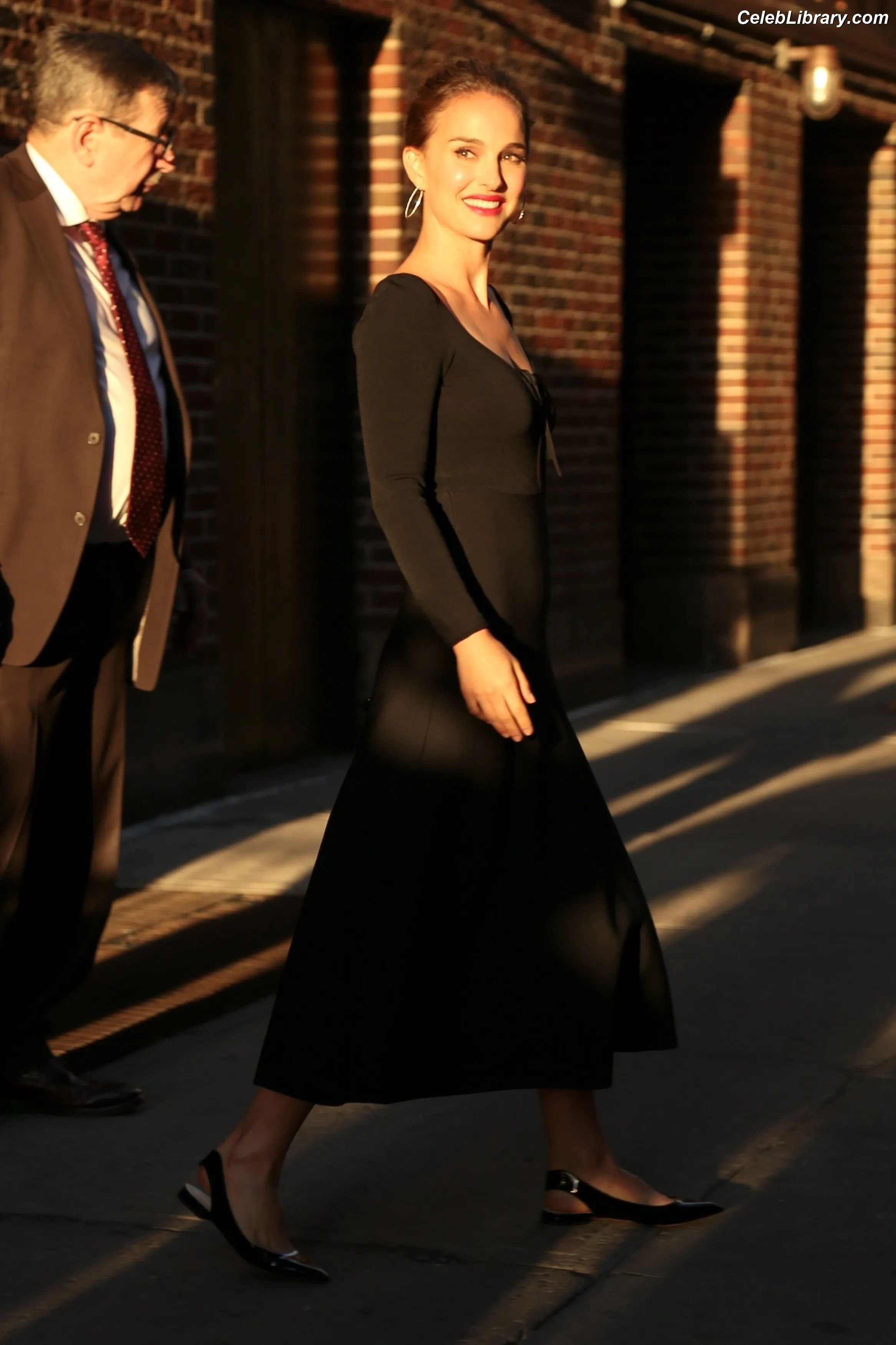 Natalie Portman photo 3 of 1531