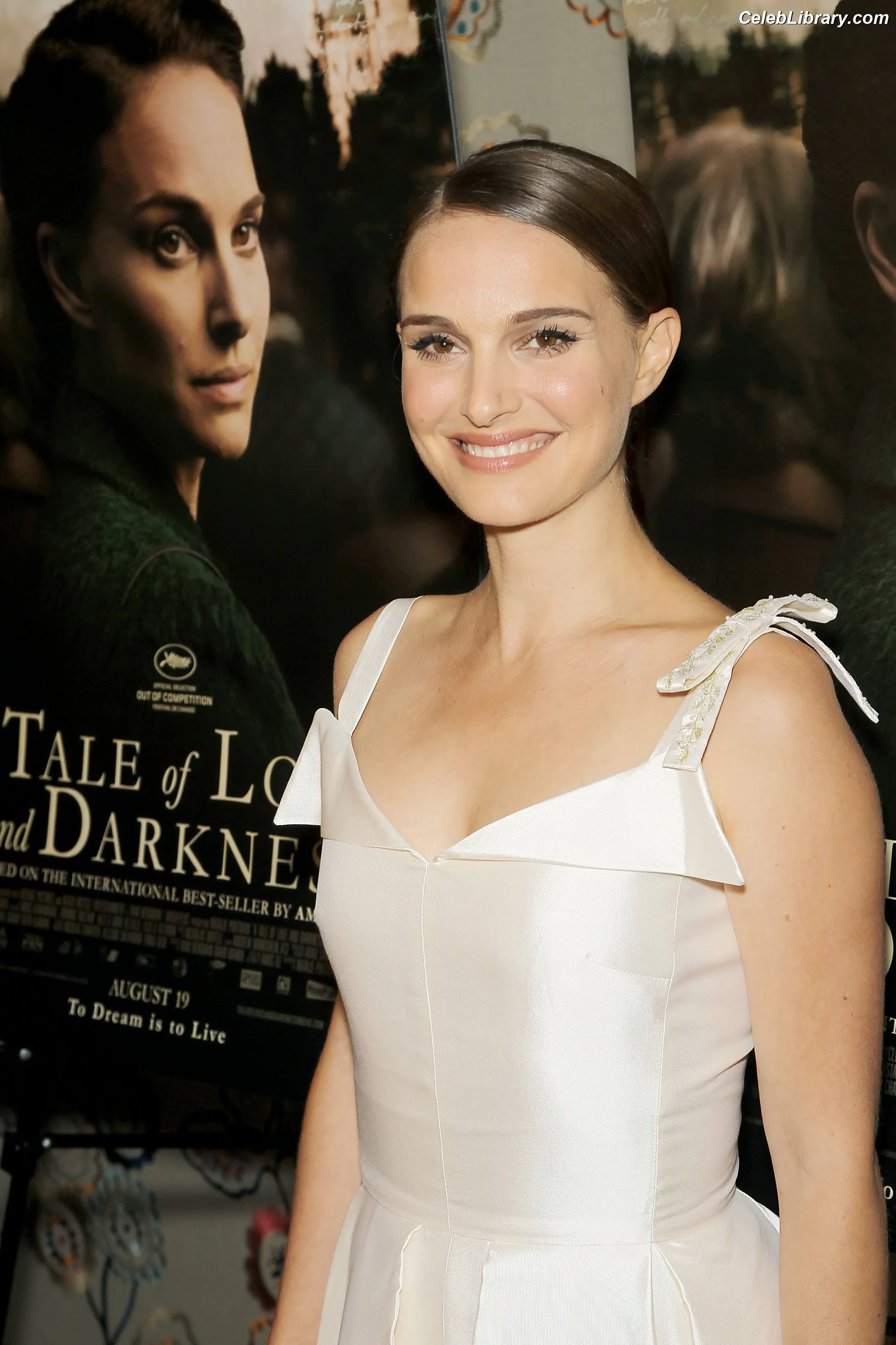 Natalie Portman photo 18 of 1531