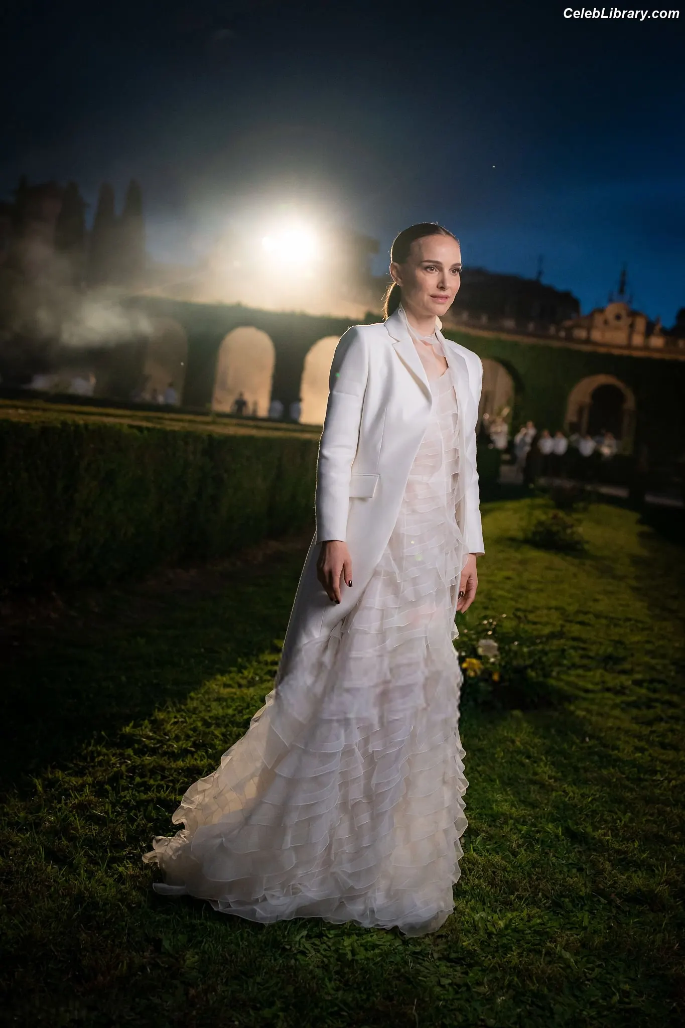 Natalie Portman photo 7 of 1531