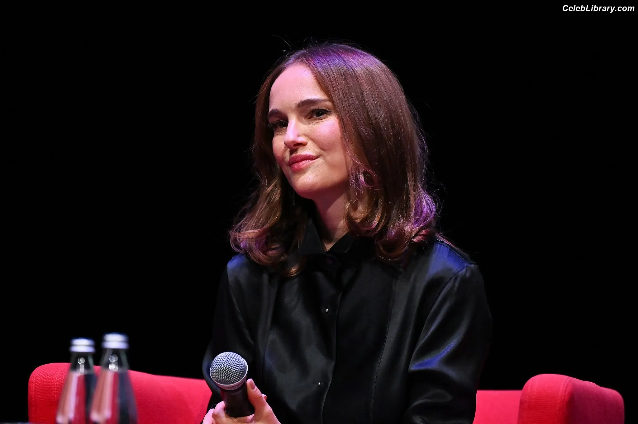 Natalie Portman photo 19 of 1531