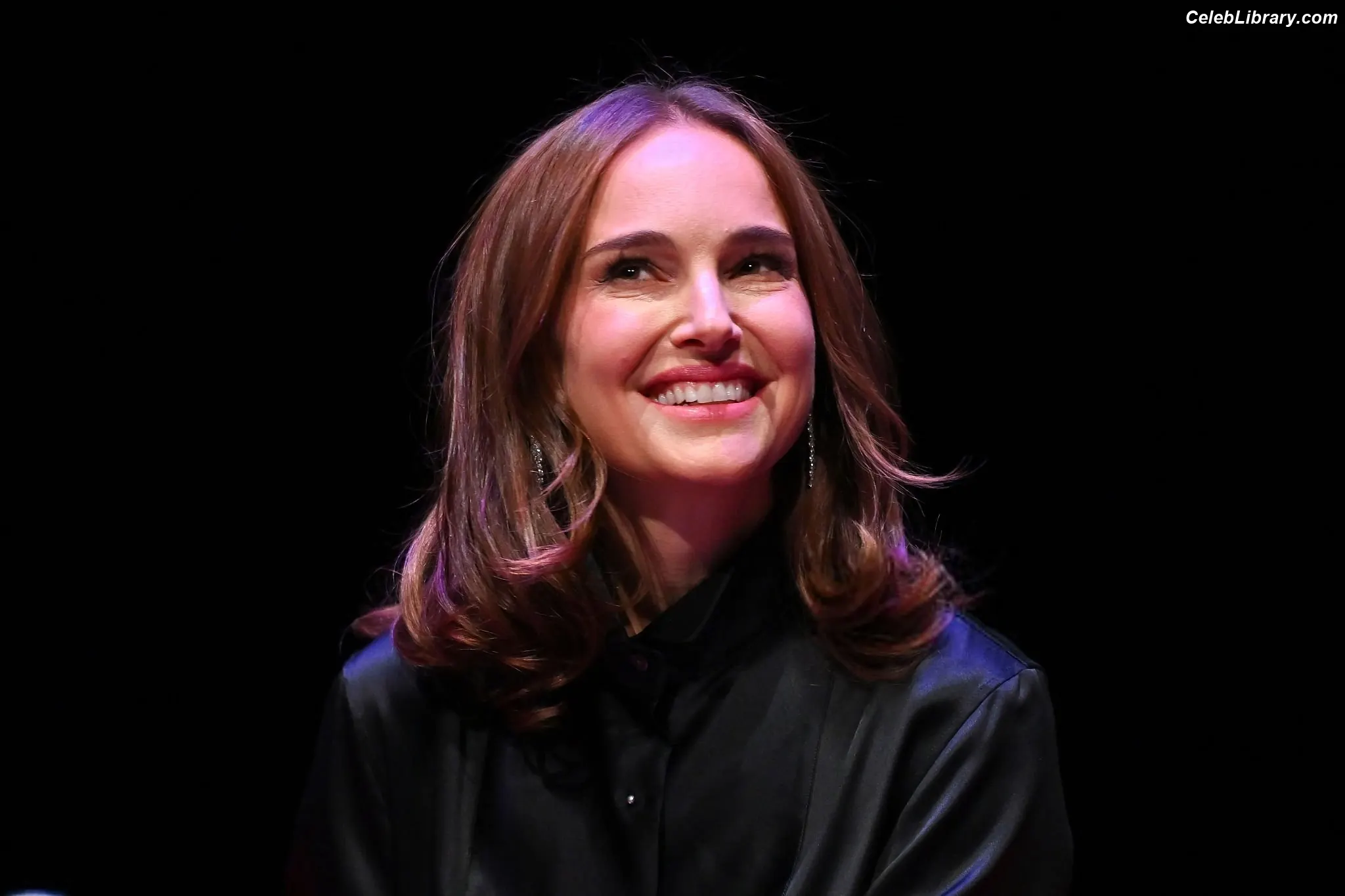 Natalie Portman photo 4 of 1531