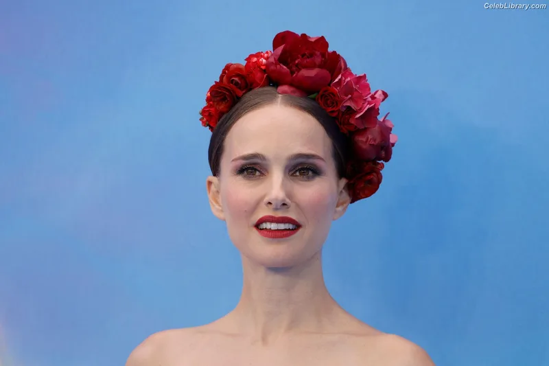 Natalie Portman photo 23 of 1527
