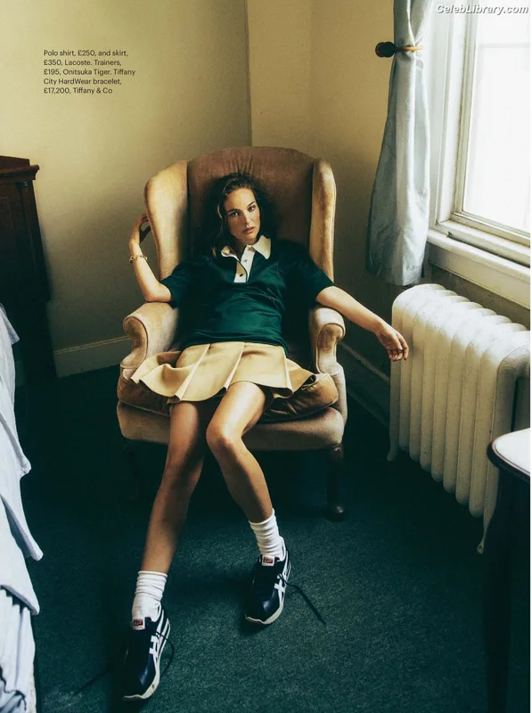 Natalie Portman photo 2 of 1527