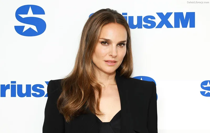 Natalie Portman photo 11 of 1527