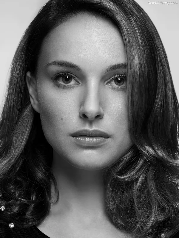 Natalie Portman photo 5 of 1527