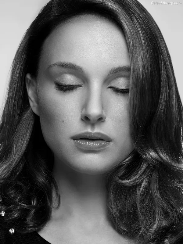 Natalie Portman photo 14 of 1527