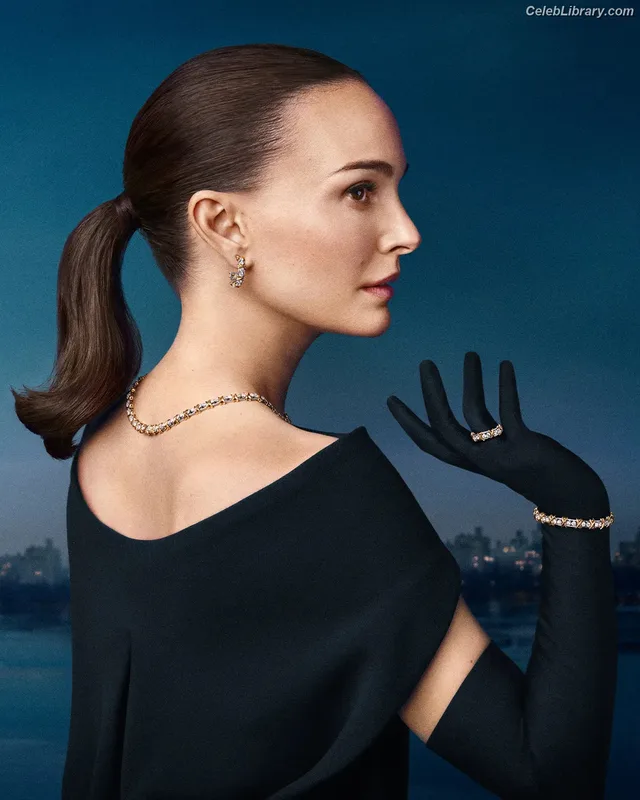 Natalie Portman photo 15 of 1527