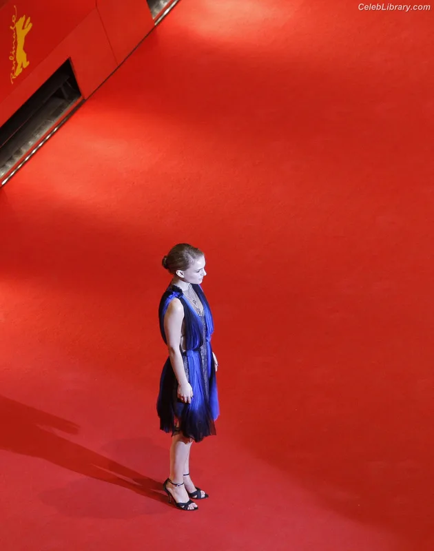 Natalie Portman photo 5 of 1527