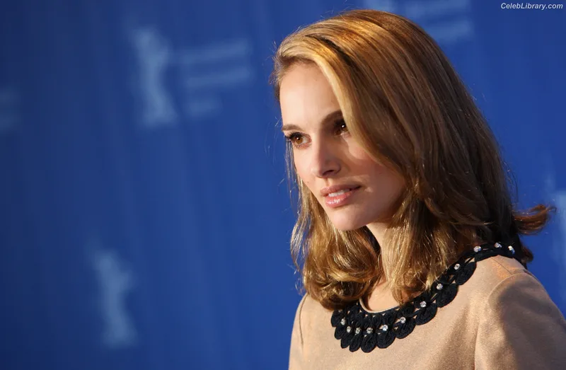 Natalie Portman photo 24 of 1527