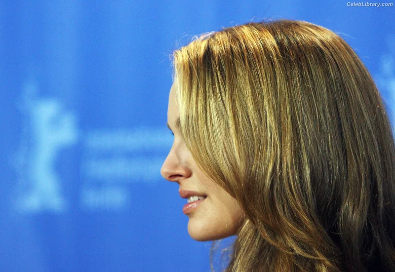 Natalie Portman photo 2 of 1527