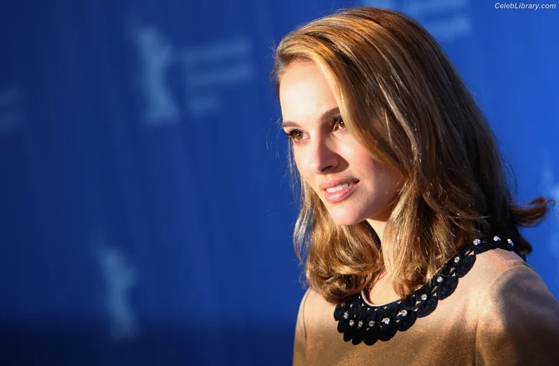 Natalie Portman photo 3 of 1527