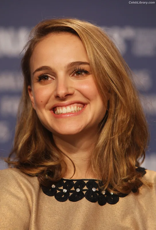 Natalie Portman photo 6 of 1527