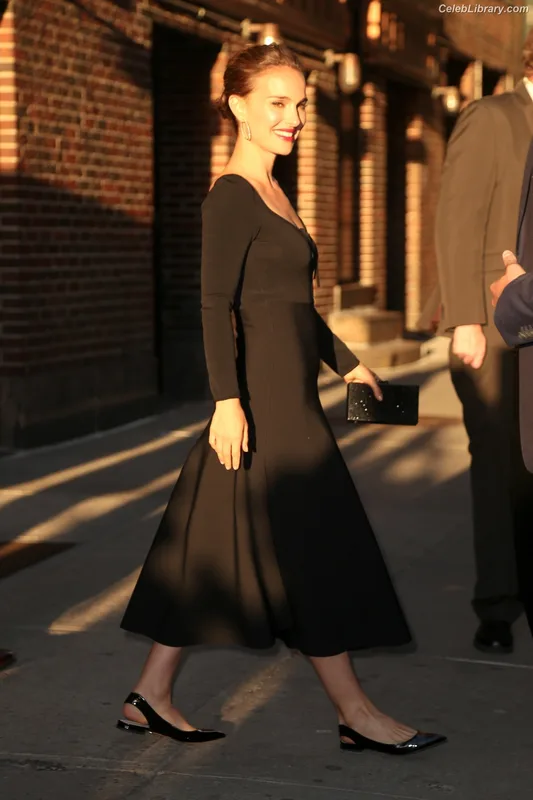Natalie Portman photo 9 of 1527