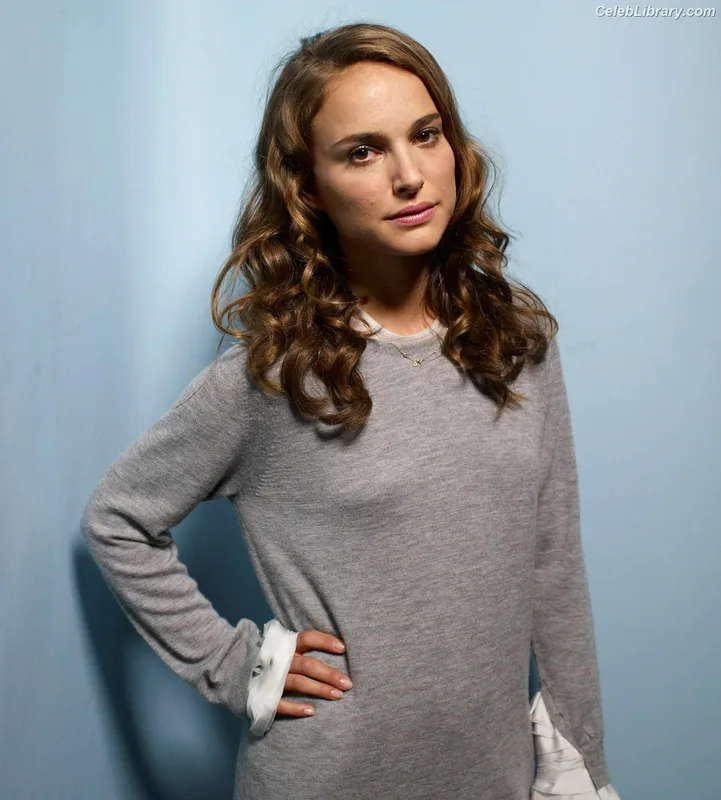 Natalie Portman photo 16 of 1527