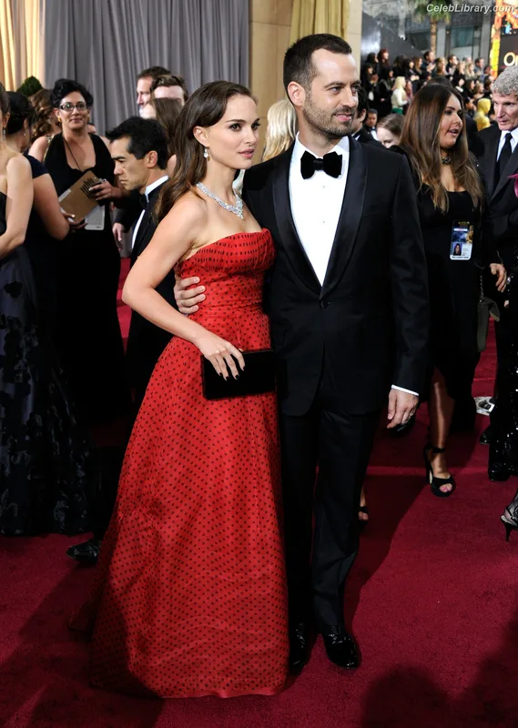 Natalie Portman photo 16 of 1527