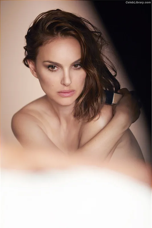 Natalie Portman photo 8 of 1527