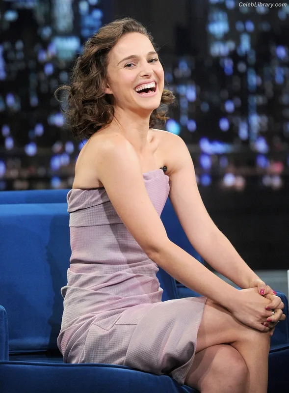 Natalie Portman photo 19 of 1527