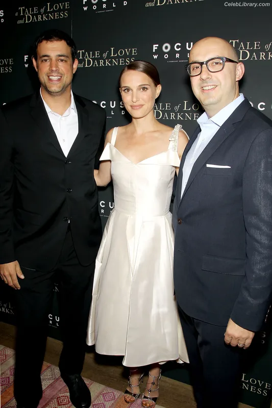 Natalie Portman photo 13 of 1527