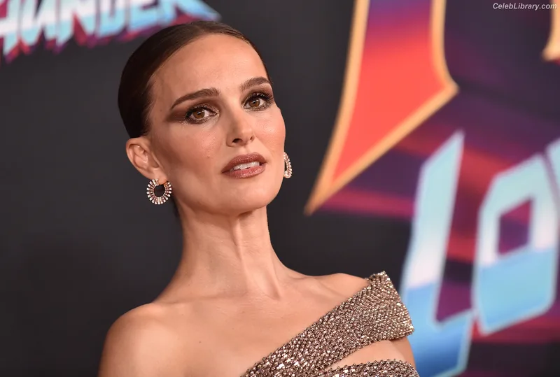 Natalie Portman photo 9 of 1527