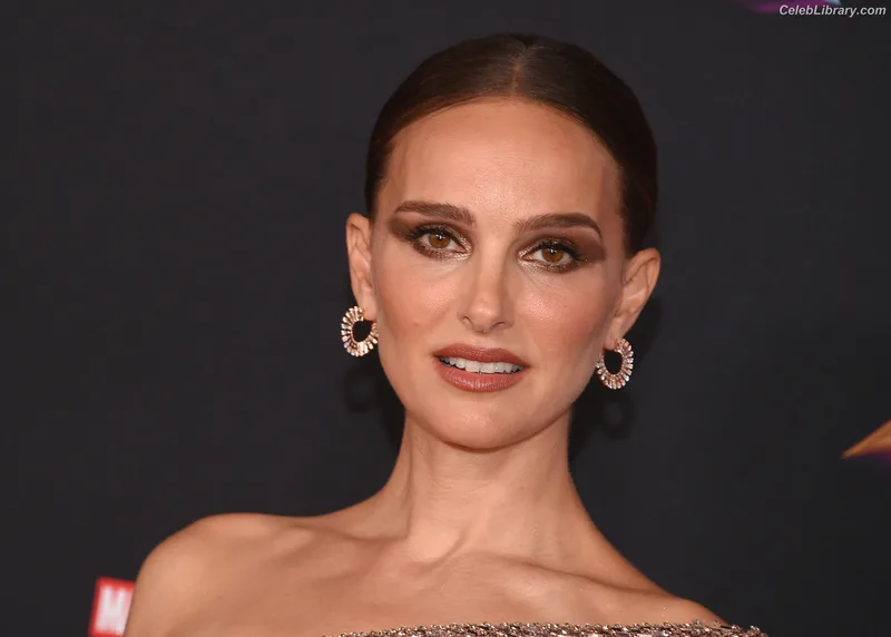 Natalie Portman photo 10 of 1527