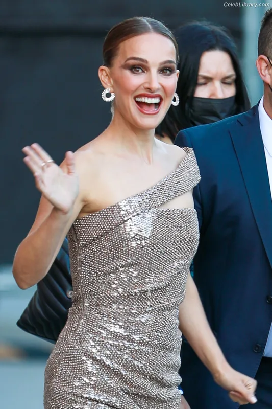 Natalie Portman photo 12 of 1527