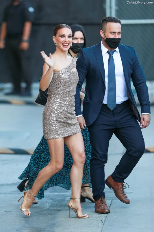 Natalie Portman photo 21 of 1527