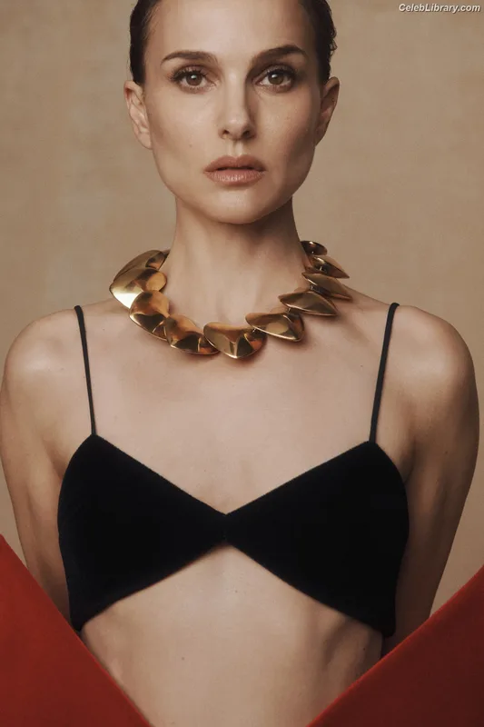 Natalie Portman photo 22 of 1527