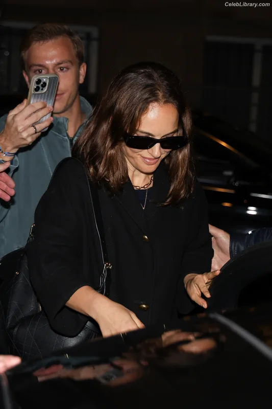 Natalie Portman photo 13 of 1527
