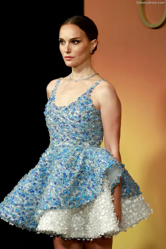 Natalie Portman photo 21 of 1527