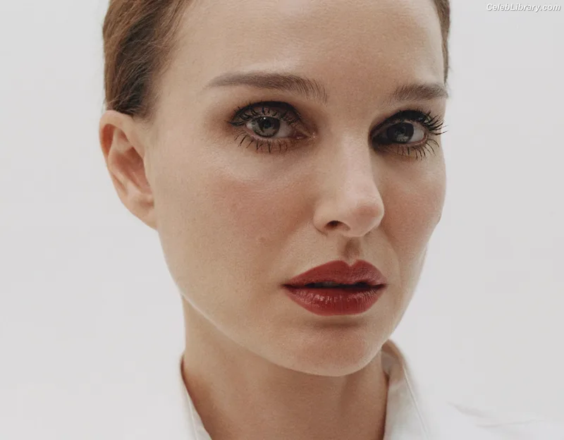 Natalie Portman photo 9 of 1527