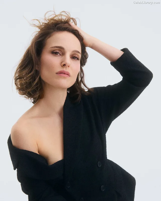 Natalie Portman photo 16 of 1527