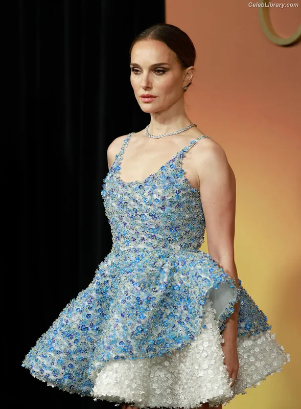 Natalie Portman photo 7 of 1527
