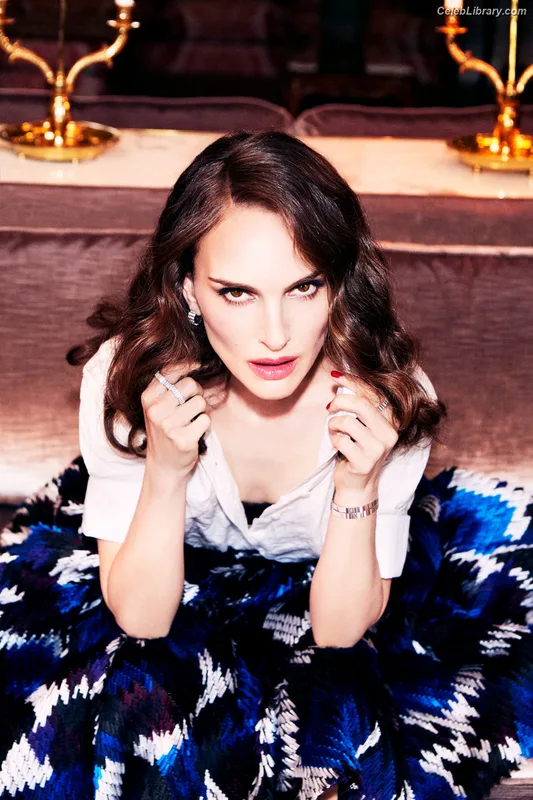 Natalie Portman photo 5 of 1527