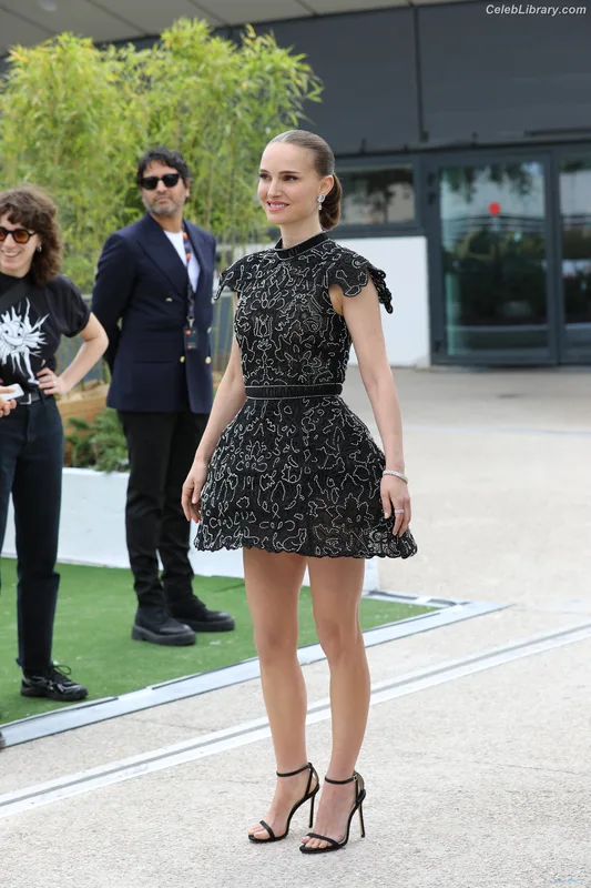 Natalie Portman photo 18 of 1527