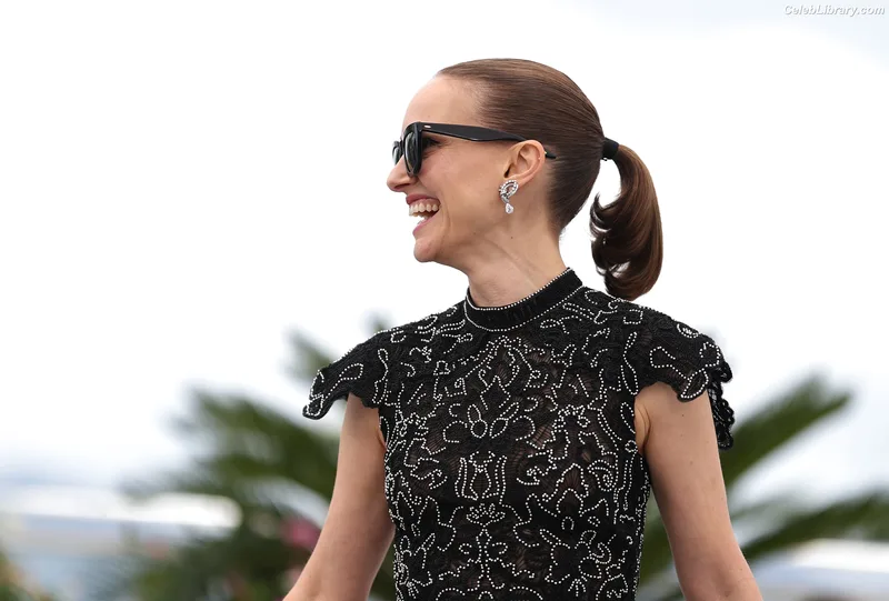 Natalie Portman photo 3 of 1527
