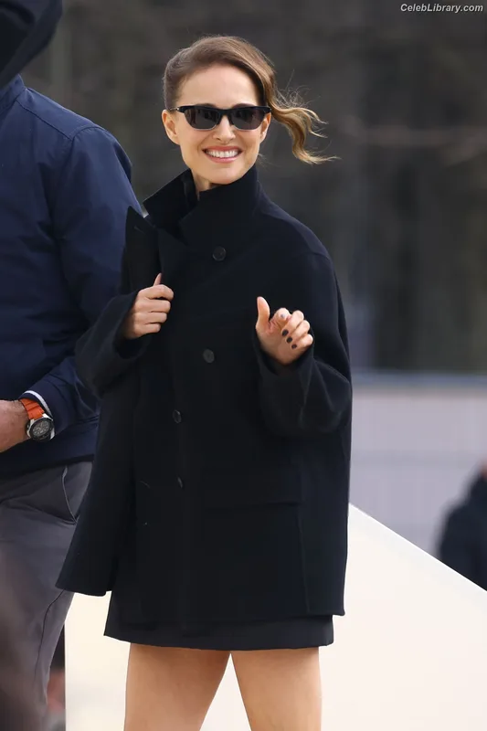 Natalie Portman photo 1 of 1527