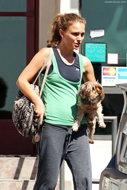Natalie Portman photo 20 of 1527