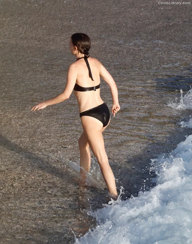 Natalie Portman photo 3 of 1527