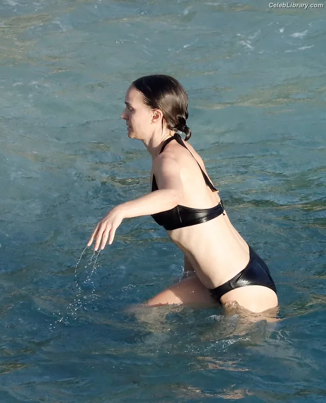 Natalie Portman photo 14 of 1527
