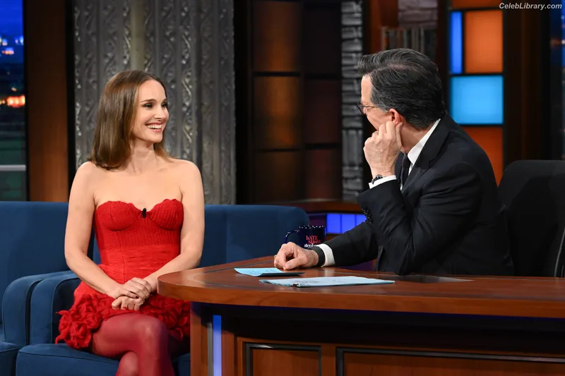 Natalie Portman photo 23 of 1527