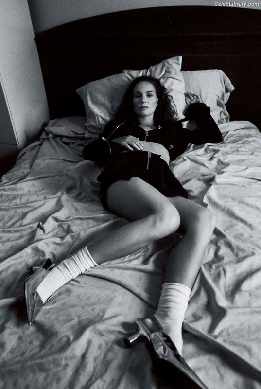 Natalie Portman photo 12 of 1527