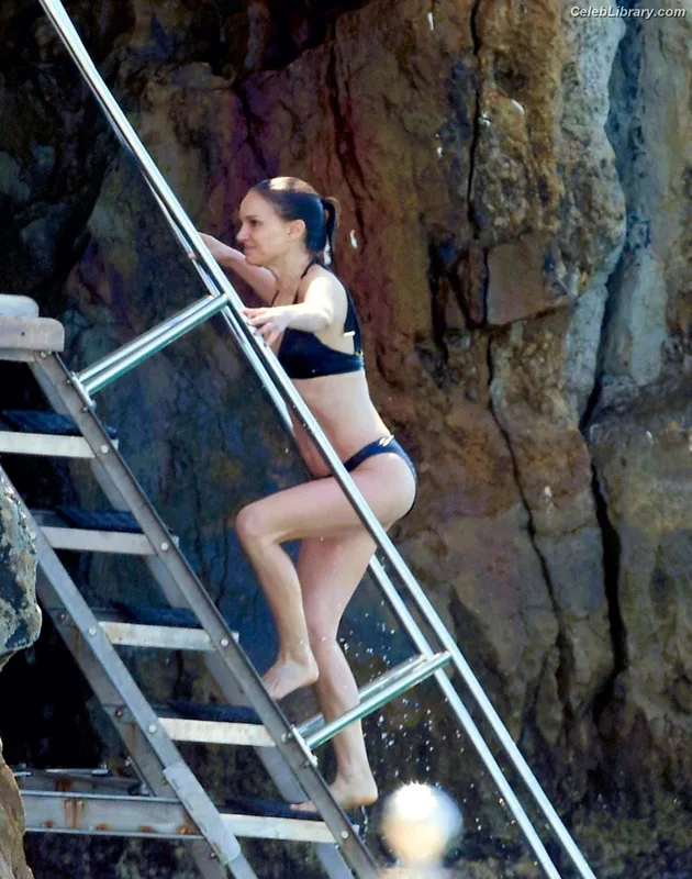 Natalie Portman photo 6 of 1527