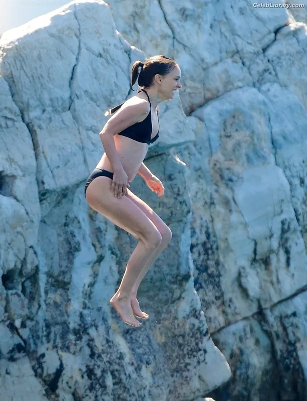 Natalie Portman photo 10 of 1527